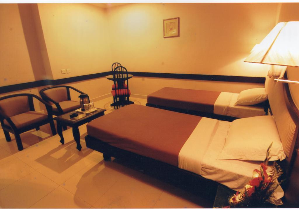 Hotel Planet Mount Chennai Phòng bức ảnh